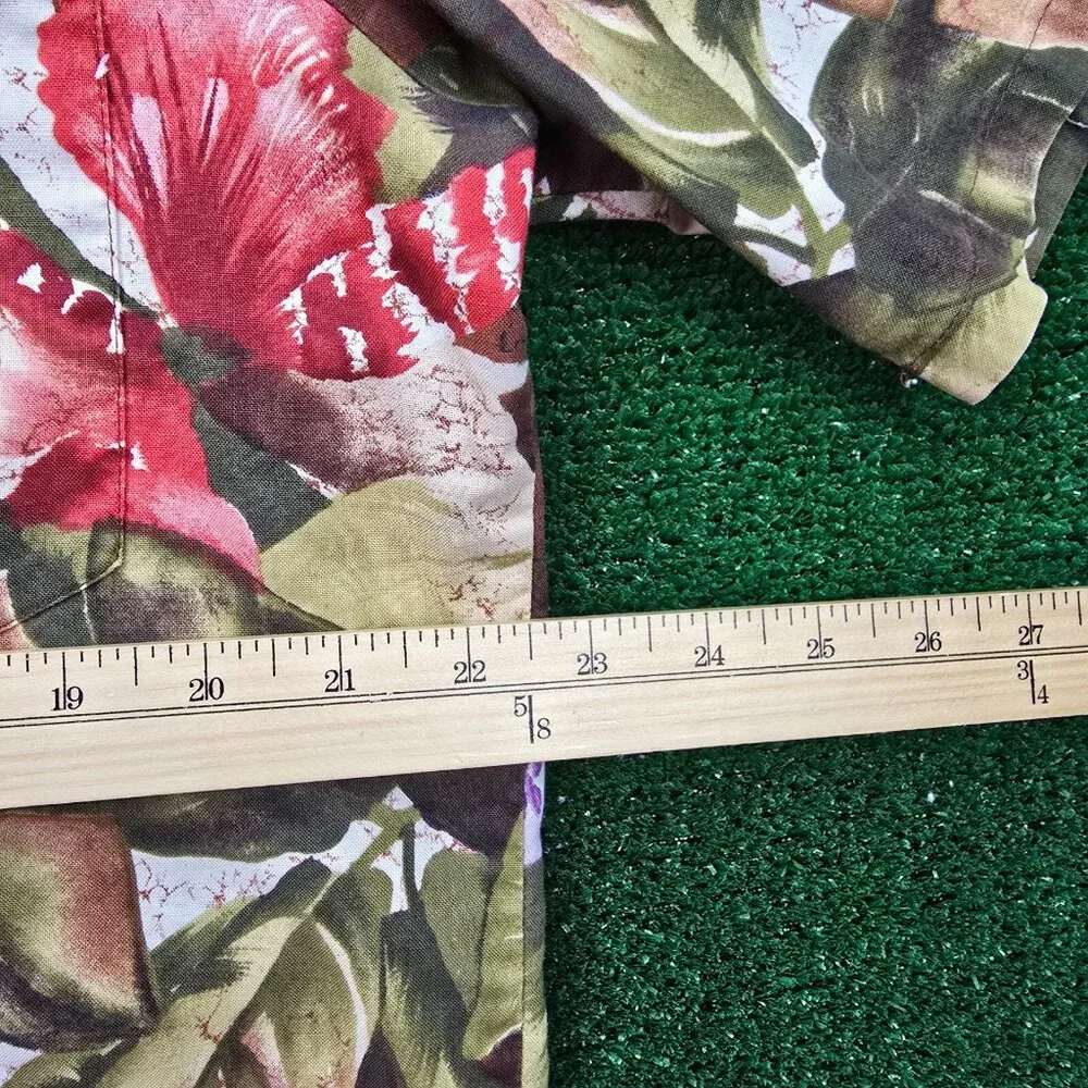 Hilo Hattie Shirt Mens Large Floral Camp Button Up Hawaiian Aloha Beach Casual‎